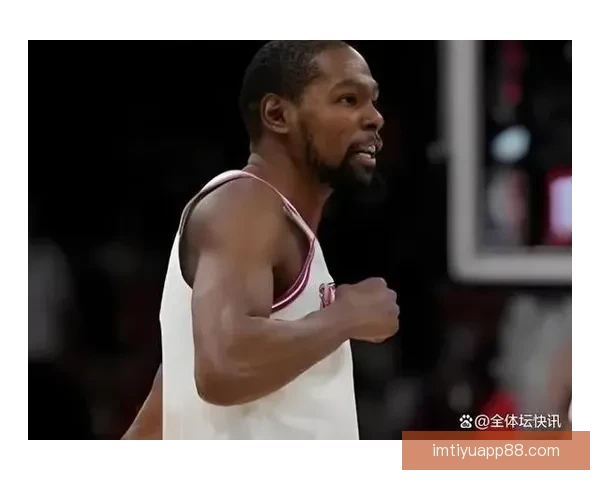 里弗斯盛赞库里改变篮球格局杜兰特与詹姆斯仍牢牢掌控联盟版图整体